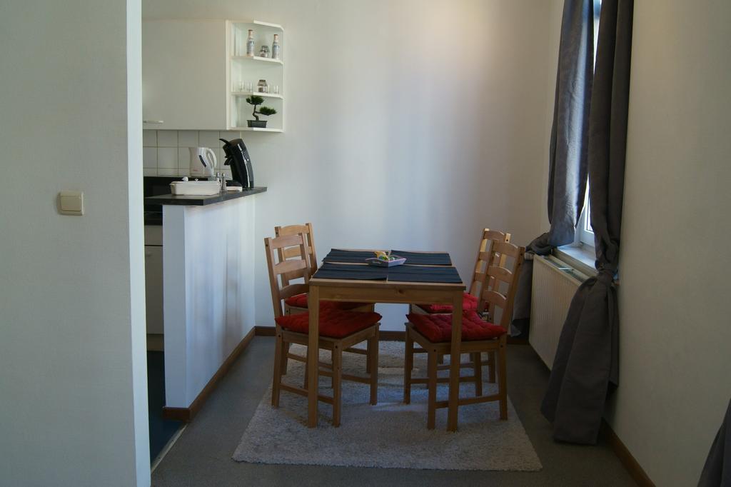 Appartement Impasse Pitchoune Brüsszel Szoba fotó